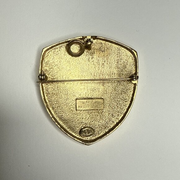 Hattie Carnegie Gold Tone Coat of Arms Brooch/Pendant Crowns Fleur de Lis Rare - Picture 2 of 4